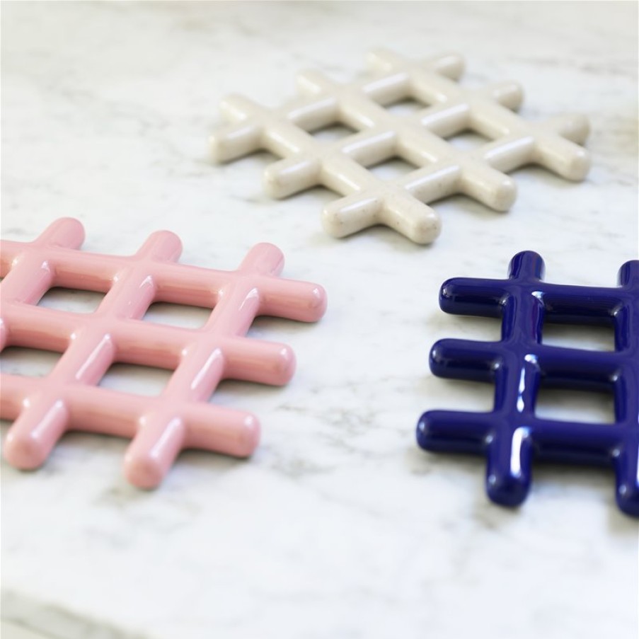 Coasters | &K Trivet Grid Pink